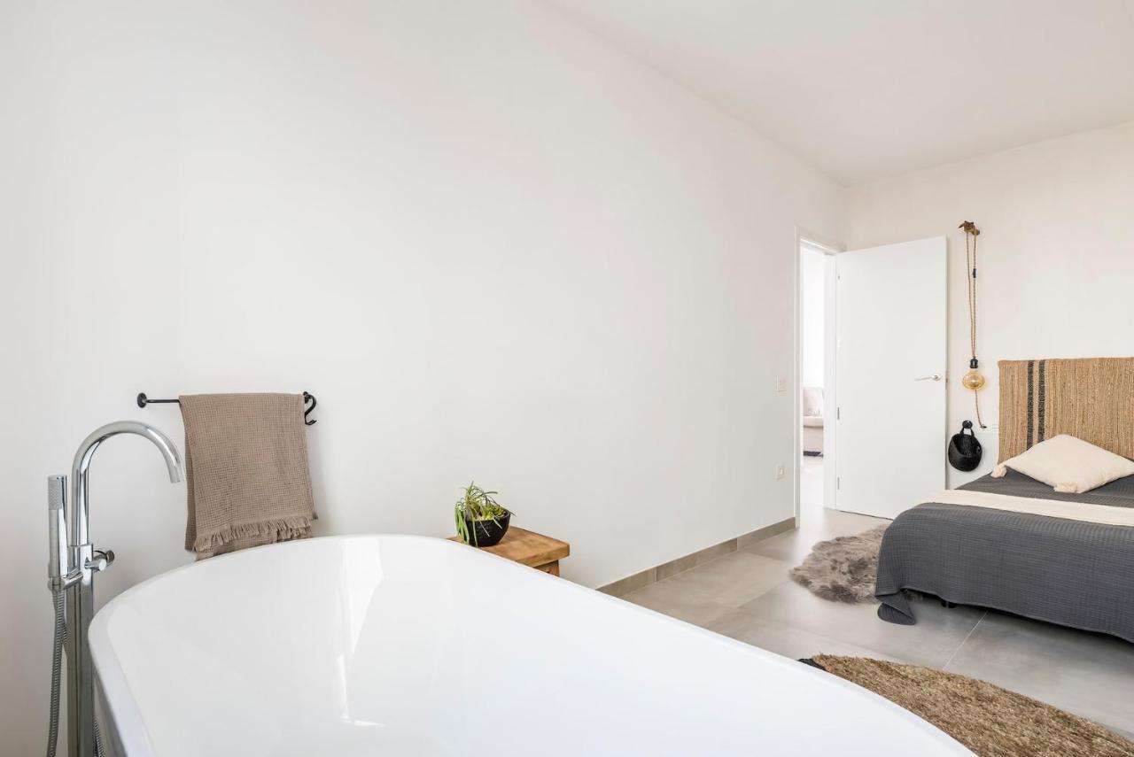 Vacation With Stunning Oceanview Apartamento Puerto de Santiago (Tenerife)